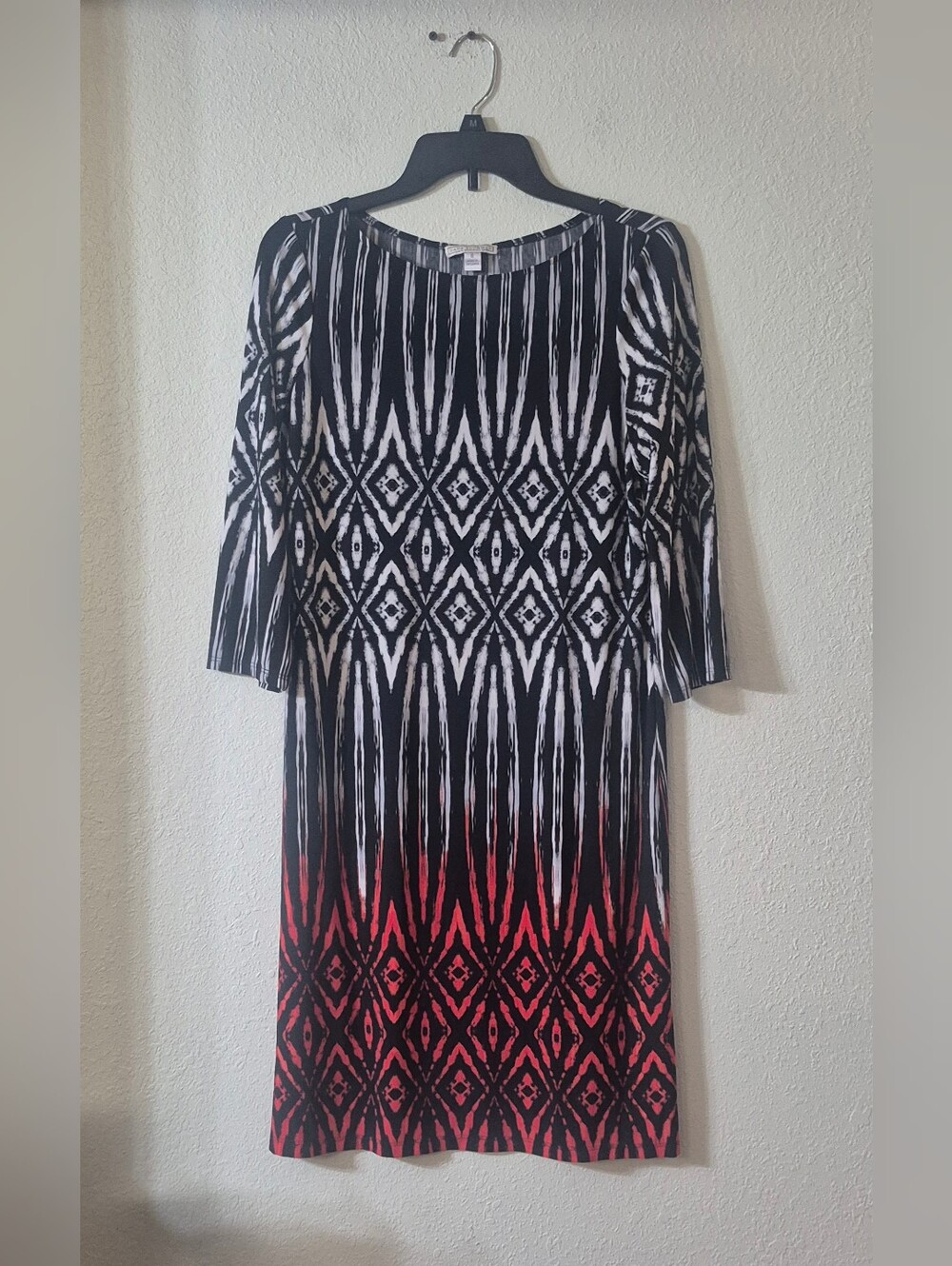 Dana Buchman Black and Red Geometric Long Sleeve Dress